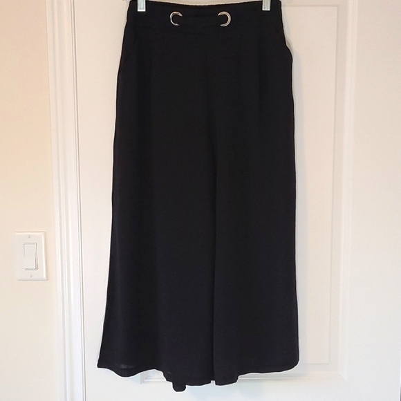 TRÏBE SOLID Black Sheer Culottes with Elastic Waistband Size Small NWT - Picture 4 of 11